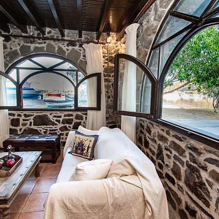 Апартаменти Plousiadi΄S Stone House Paloi Екстер'єр фото