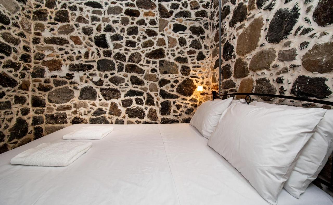 Апартаменти Plousiadi΄S Stone House Paloi Екстер'єр фото